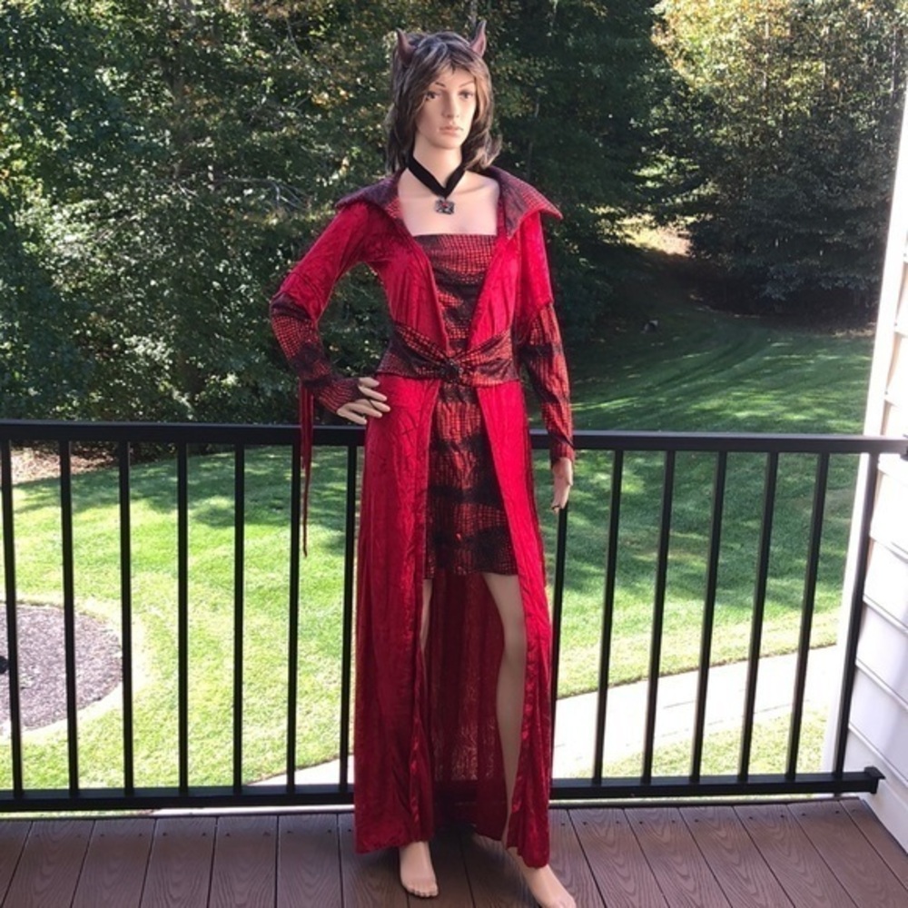 Sexy she devil In character costumes w/choker & horns
